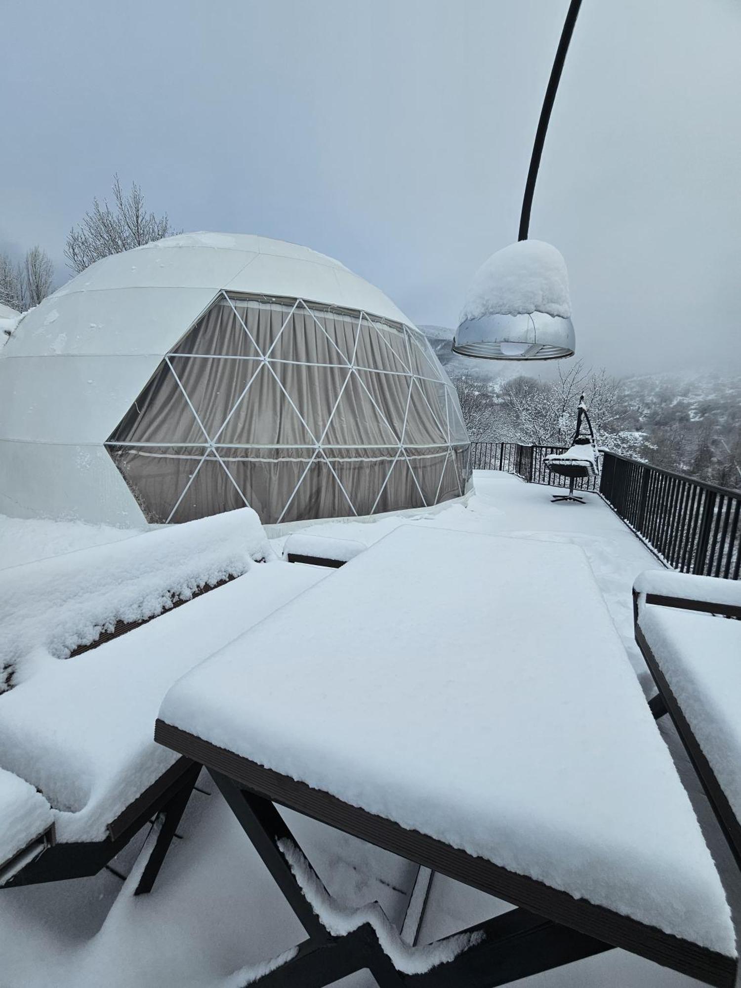Dream Domes Luxury Glamping Tents