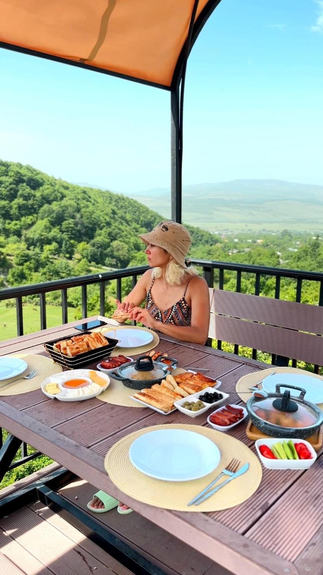 Dream Domes Luxury Glamping Tents *