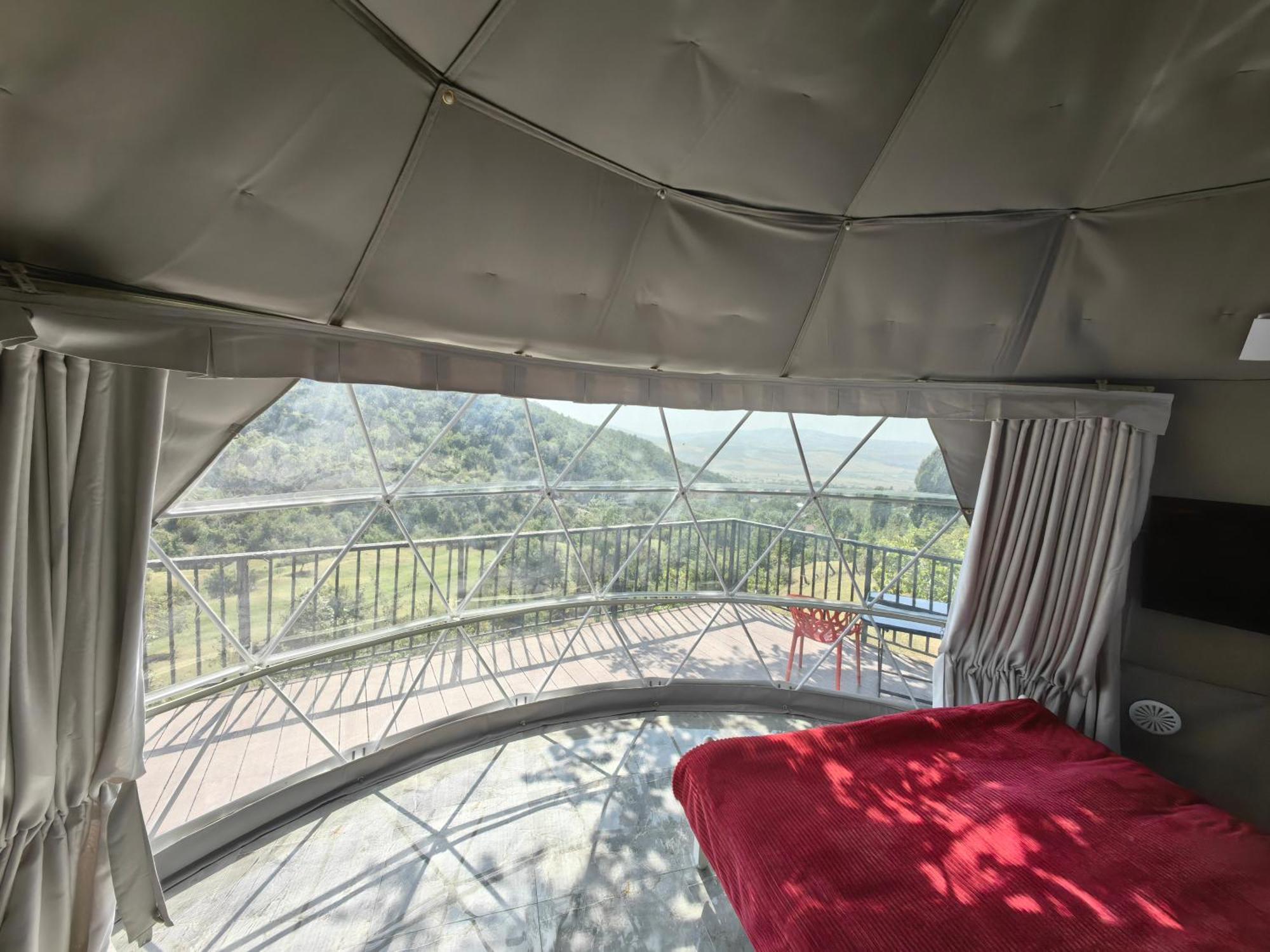 Dream Domes Luxury Glamping Tents Apartment *