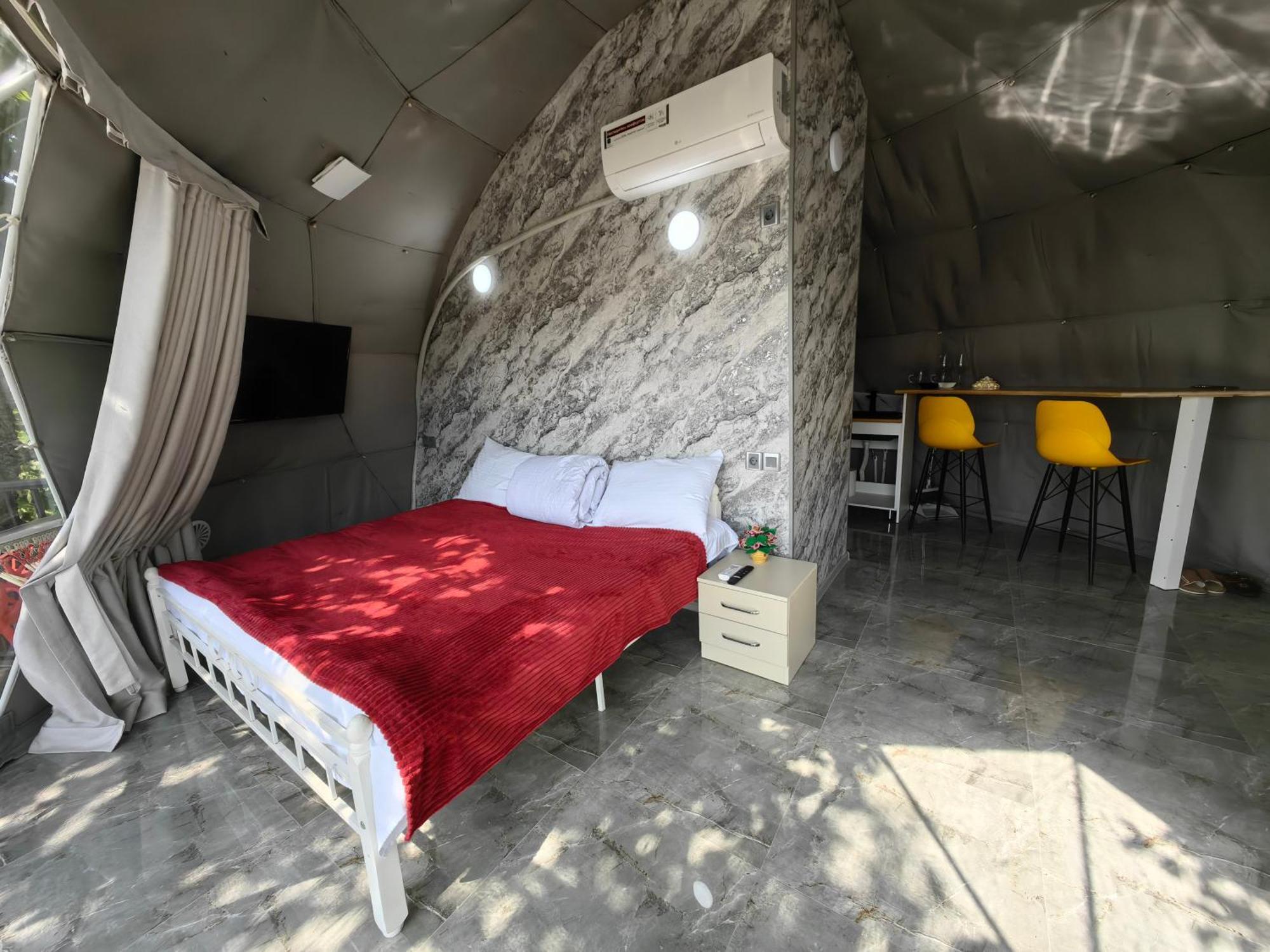 Dream Domes Luxury Glamping Tents Gabala