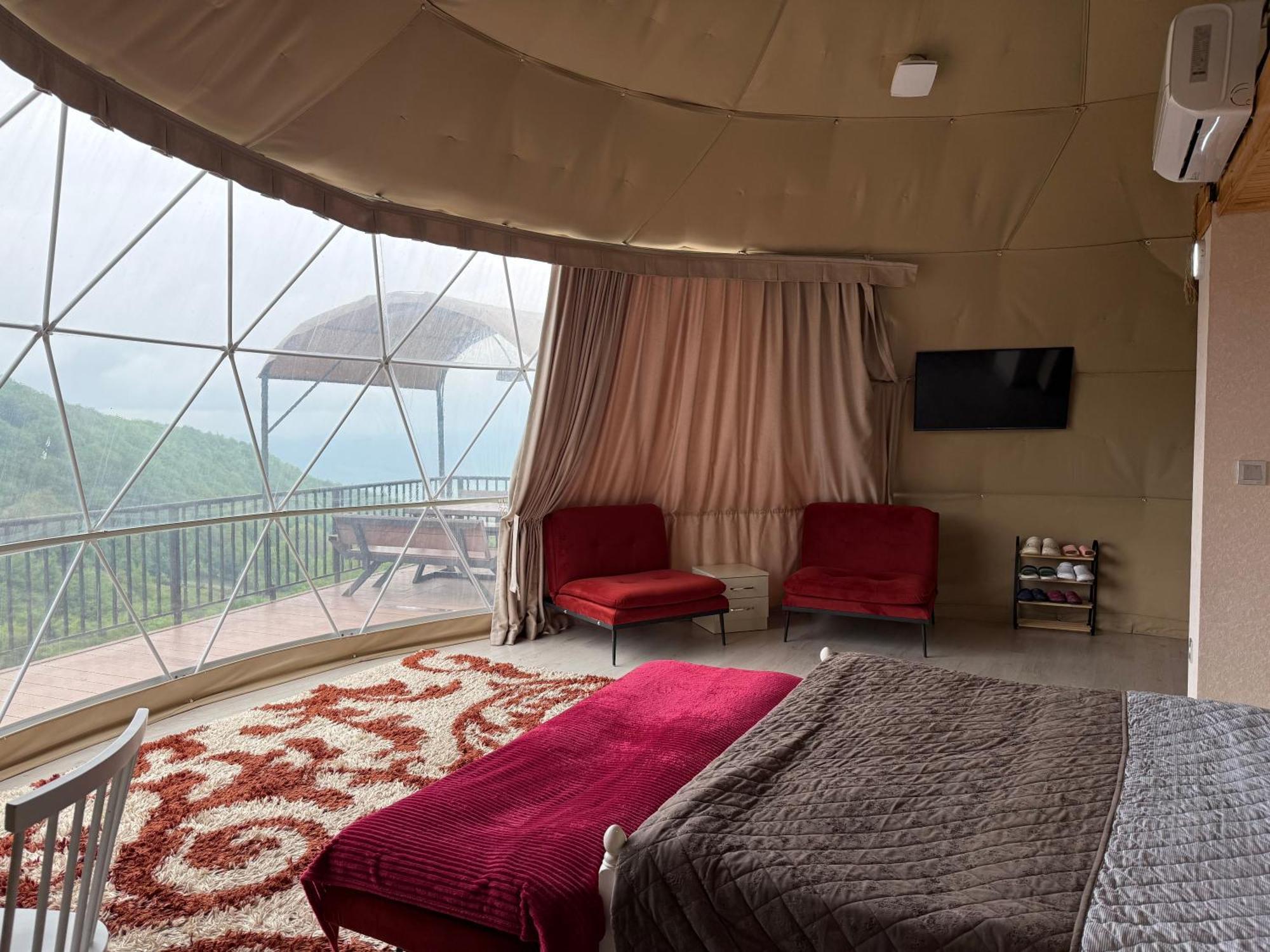 Dream Domes Luxury Glamping Tents Daire