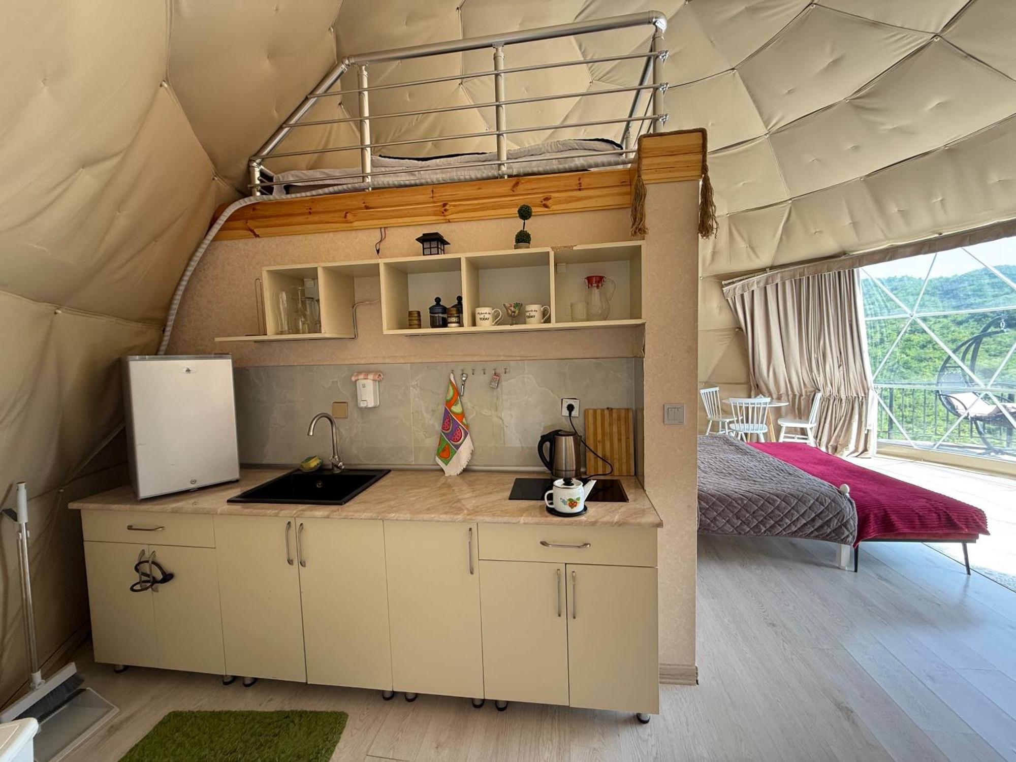 Apartment Dream Domes Luxury Glamping Tents