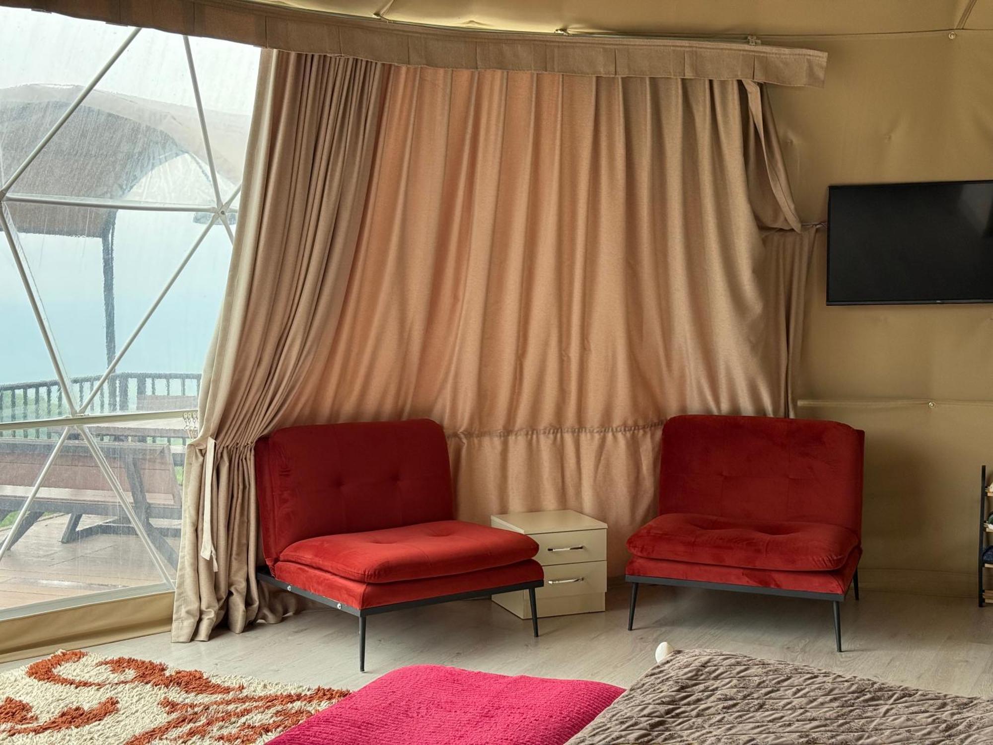 Apartment Dream Domes Luxury Glamping Tents *